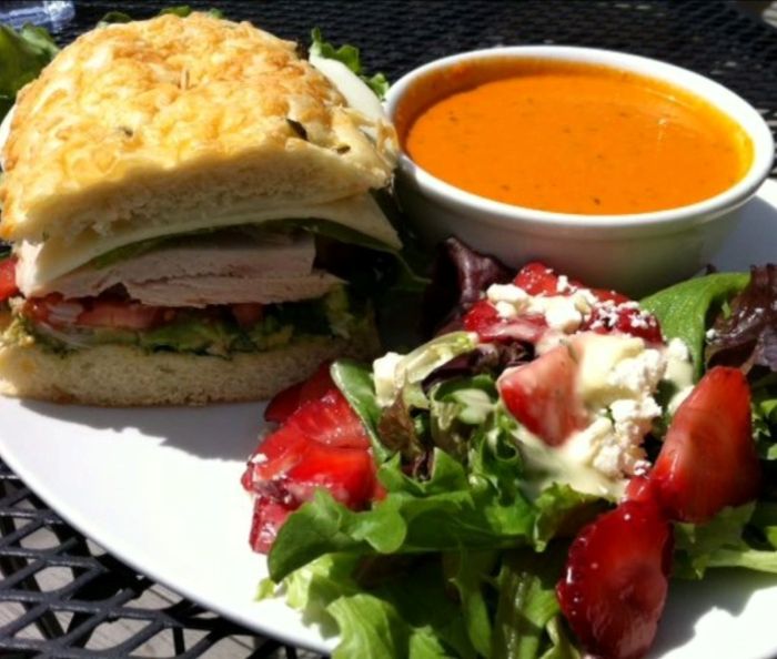 LUNCH PACKAGES category